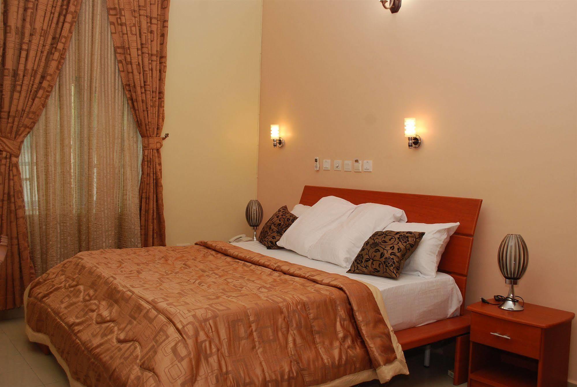 Hemas Hotel Abuja Exterior photo